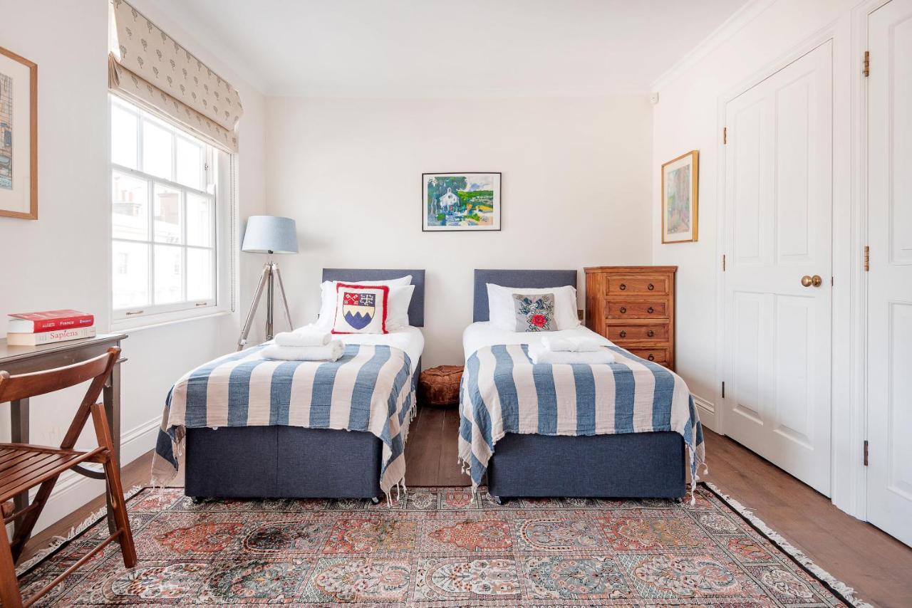 Charming Pimlico Home Close To The River Thames By Underthedoormat ลอนดอน ภายนอก รูปภาพ