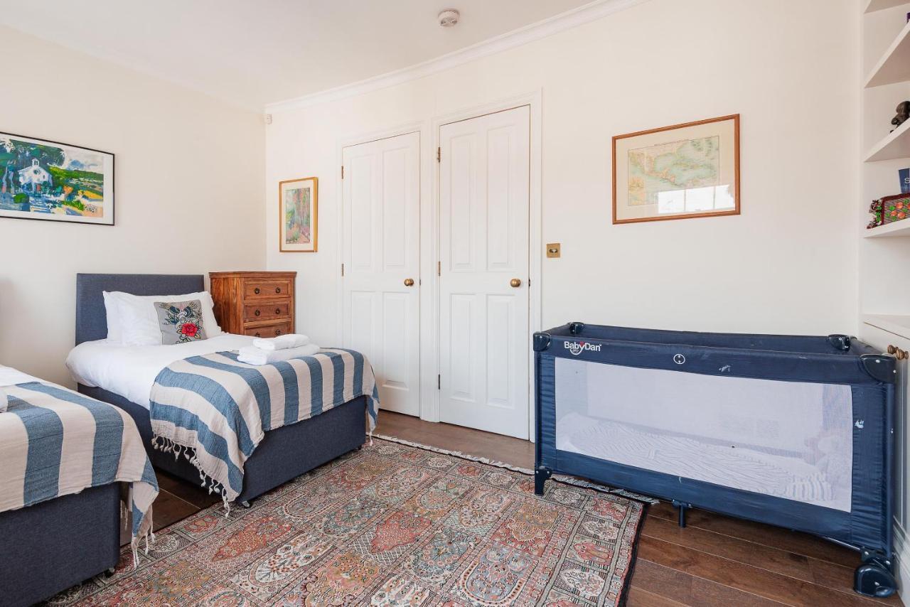 Charming Pimlico Home Close To The River Thames By Underthedoormat ลอนดอน ภายนอก รูปภาพ